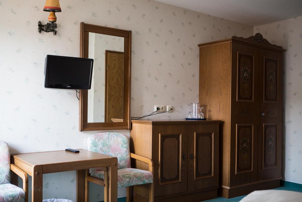 Pohl'S Rheinhotel Adler Санкт-Гоарсхаузен Экстерьер фото
