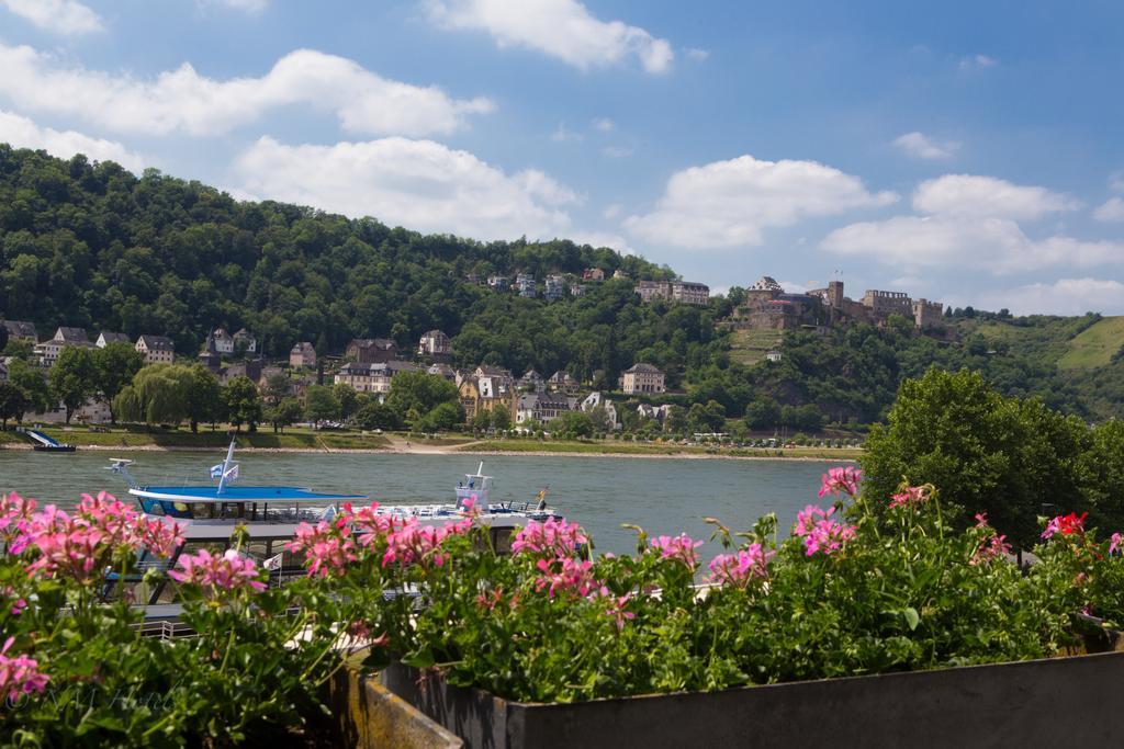 Pohl'S Rheinhotel Adler Санкт-Гоарсхаузен Экстерьер фото